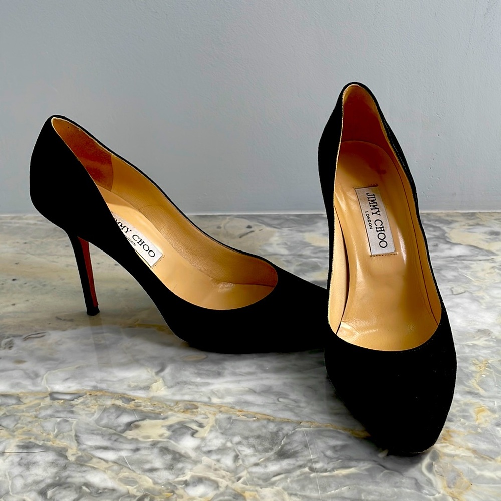 Black Suede Jimmy Choo Pumps Stellar condition